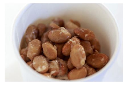 農薬・化学肥料を使用していない手作り納豆（大粒・ひきわり） [h046]