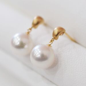 S085-512_あこや真珠 天草 ピアス 7.5ｍｍ - 8mm ホワイトピンク 真珠 半円 マット