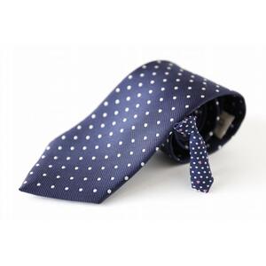 シルク100%のネクタイ＆「ｐ-Ｔｉｅ」（ネクタイ型ピンバッジ）セット（ネイビー）