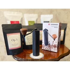 【12か月定期便】「カザーナコーヒー」季節のコーヒー定期便（ハンドミル付き）（毎月3種各100～200ｇ）