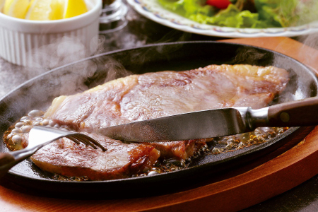 鳥取和牛 サーロインステーキ 250g【サーロイン ステーキ 牛肉 鳥取 和牛 ご自宅用 お取り寄せ グルメ プレゼント 冷凍 日吉津村】