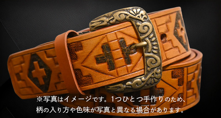 牛革ベルト インディアン アンティーク タン染め(黒+茶)【太さ40mm / 厚さ3.7mm / M(110cm)】 [BE053ya-M]