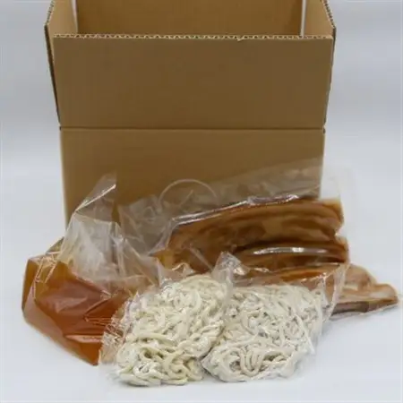 【沖縄県共通返礼品】きんそば 生麺 大きな三枚肉そば 8食セット(沖縄そば/与那原町)【配送不可地域：離島】【1690708】