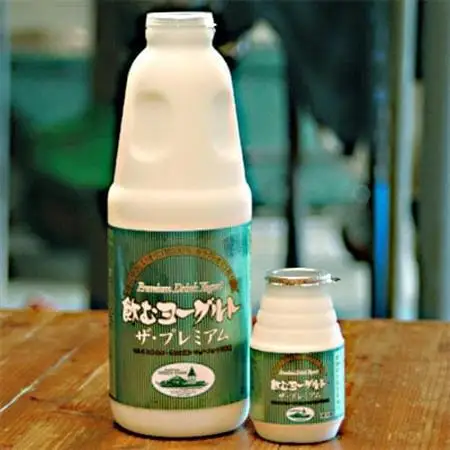 飲むヨーグルト・ザ プレミアム 900ml×6本セット 乳酸菌が1テラ個の濃厚のむヨーグルト【配送不可地域：離島】【1691309】