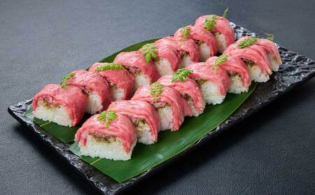 熊本あか牛ローストビーフ棒寿司セット（モモ・サーロイン）