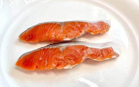 紅鮭 12切(2切れ×6袋) 真空パック 小分け 冷凍 魚介 海鮮 魚 鮭 紅鮭 さけ サケ しゃけ シャケ ご飯のお供 ご飯 米 北海道 釧路市 F4F-9203