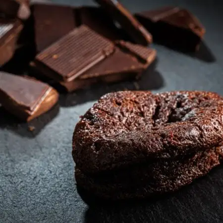 お菓子詰め合わせ セット(人気 半熟 フォンダ ショコラ 8コ)＜北海道のおすすめスイーツセット＞_詰め合わせ セット 人気 クランツ国誉店 スイーツ スィーツ 焼菓子 個包装 小分け お土産 スイーツ チョコレート 冷蔵 プレゼント デザート 菓子 贈答用 贈答品 ギフト 北海道 釧路町 釧路超 特産品 _【配送不可地域：離島】【1108579】