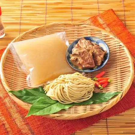 宮良そば もちもち生麺の本ソーキそば 6食セット(特製スープ付き)【配送不可地域：離島】【1692820】