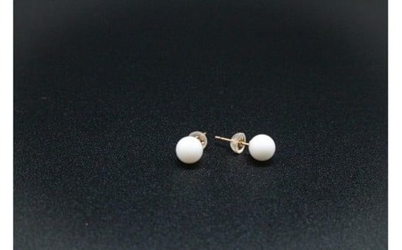 【サンゴ】白サンゴ ピアス