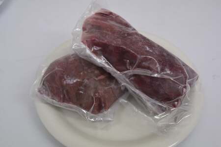 広熊ジビエの鹿肉 ももブロック約1kg【鹿肉 鹿 ジビエ 鹿肉ブロック もも肉 赤身肉 高タンパク 低脂肪 ヘルシー ステーキ ロースト BBQ お取り寄せ 広熊ジビエ】 19-8