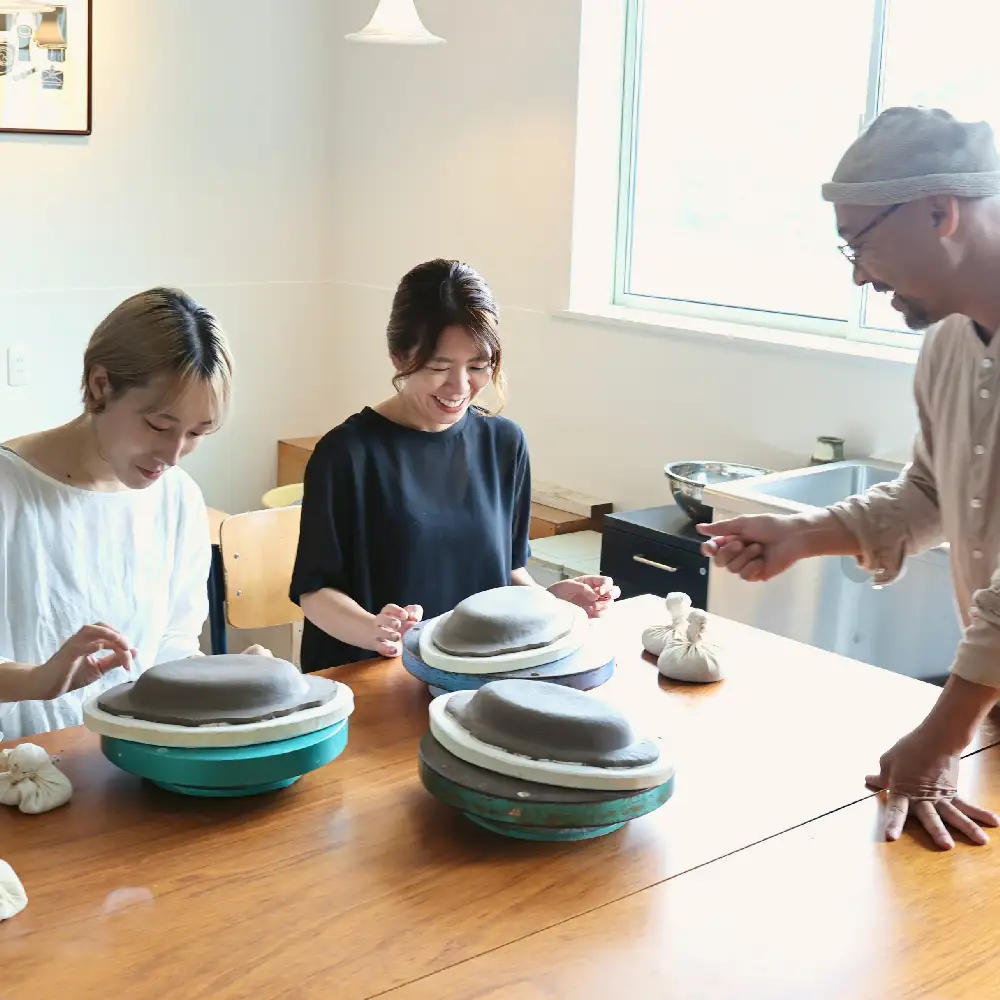 【Awabi ware】 プレミアム陶芸体験 ペアチケット