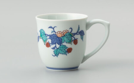 【有田焼】重要無形文化財 マグカップ  苺絵  / 佐賀県 / 今右衛門焼 [41AAAY018] FN-Limited-SP