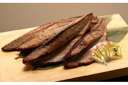 鰹タタキ 1kgと藻塩(5パック)のセット【1か月以内に発送】【nks102B】