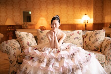 プリンセスドレス体験　２時間、２着コース（ティアラ・ウィッグなど付け放題）※デラックスドレスは追加料金となります