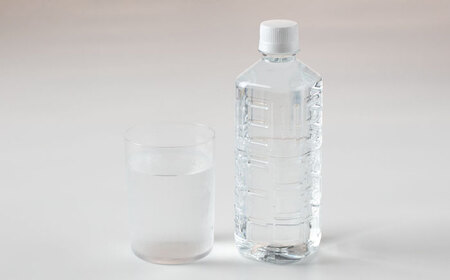 きららの湯 飲める源泉水 ラベルレスボトル 500ml × 24本 糸島市 / 株式会社フリーザーシステム 二丈温泉きららの湯 ミネラルウォーター 天然水[APQ001]