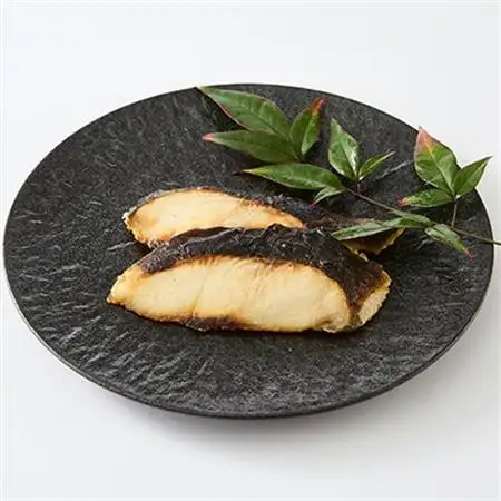 【直火焼き魚】銀だら西京焼 4切入 加熱済【配送不可地域：離島】【1700283】
