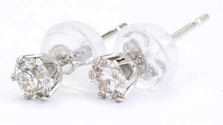 ダイヤモンド スタッド ピアス 合計 0.30ct（ハート＆キューピッドカット）[AH115sa]