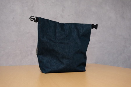 保冷バッグ （赤） バッグ ポーチ ドリンク 缶 保冷缶 お弁当入れ 万能 便利 デニム生地 尾州デニム キャンプ キャンプ用品 アウトドア アウトドア用品 愛知県 知多市