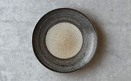 【瀬戸焼】 Komasujibori こま筋彫 小皿 5枚 (黒) 【カネ三商店】 / 食器 皿 プレート ギフト / 瀬戸市[BBDD042]