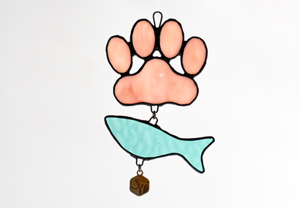 ステンドグラス 猫の肉球 にゃんにゃん 魚 オーナメント 手作り インテリア雑貨 ハンドメイド 雑貨