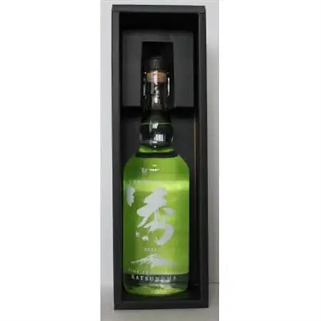 シャインマスカットブランデー山梨県産 720ml【配送不可地域：離島】【1587072】