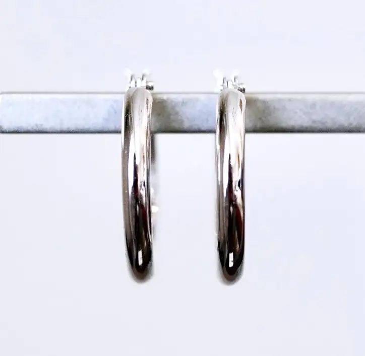 Pt900 プラチナ 地金 パイプ フープ 定番 ピアス（直径15mm) 保証書付 KO-0077 SWAD104