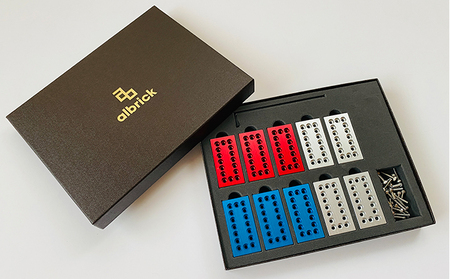 町工場職人がつくるアルミ製ブロック【3色ペンスタンド組立てセット】