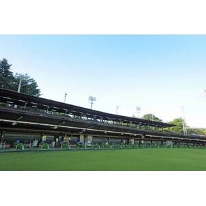 桜ヶ丘ゴルフ練習場平日打ち放題引換券×8枚【19,200円分】【1658342】