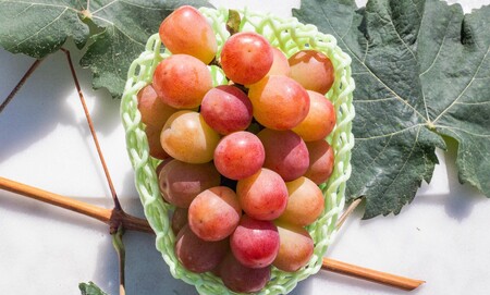 【2026年発送先行予約】南アルプス市産　サンシャインレッド　500g以上（1房） ALPDD019