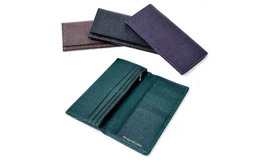 【 黒桟革 】 長財布 （ 緑 ） 財布 生活用品 小物 牛革 革 革製品 収納 収納品 なめしの技術 漆塗りの技術 革の黒ダイヤ 天然皮革 国産黒毛和