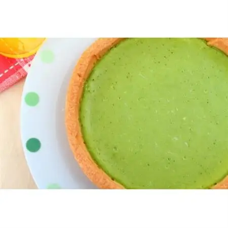 掛川の抹茶を使用した抹茶のベイクドチーズケーキ【配送不可地域：離島・北海道・沖縄県・四国・九州】【1672448】