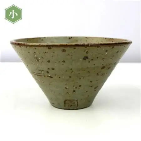 伝統のやちむん　さんかく鉢 ペア　(小)【仁陶器工房】【1724475】