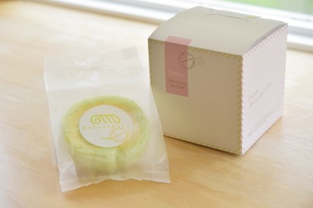 メロンロールミニ　４ヶ入　 【 お菓子 スイーツ デザート 】