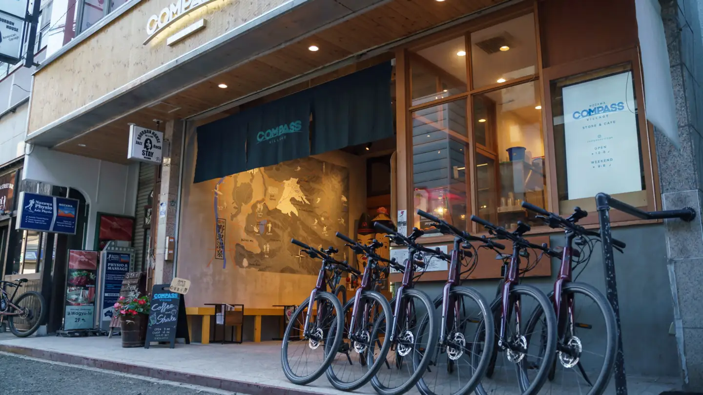 レンタサイクル1日利用 Ｅ-BIKE CROSS BIKE Vedo4.0（ヘルメット/プロテクター込み） EB-2