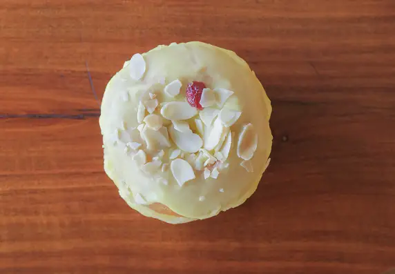 HOWDOUGHNUTS　おまかせドーナツ８個セット