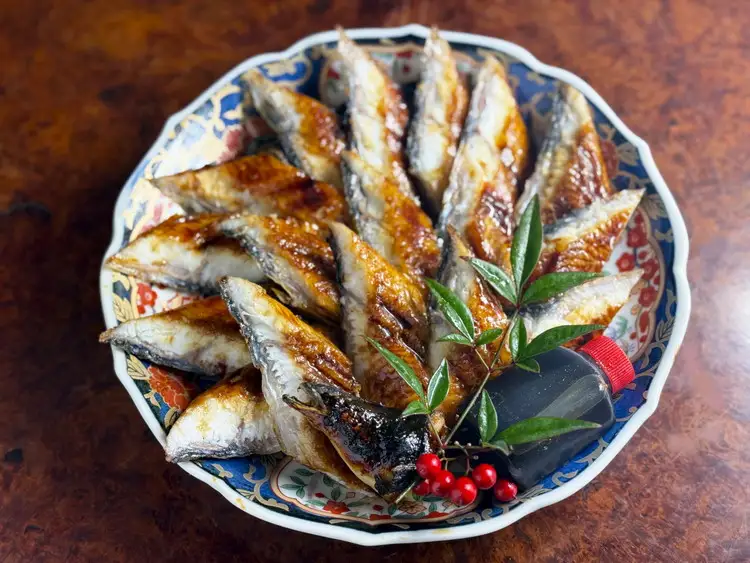 【特大サイズ・カット済み】国産うなぎ蒲焼 すぐ食べられる職人焼き (1本)