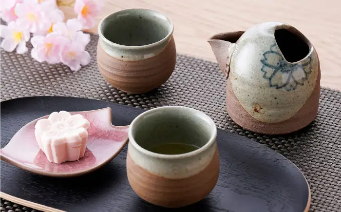 【波佐見焼】桜絵 茶器セット 急須・湯呑【工房風】[EF10]