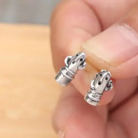 【縄文アクセサリーDo_goods】SV925製コメ踊る埴輪ピアス　700-094【配送不可地域：離島・沖縄県】【1670979】