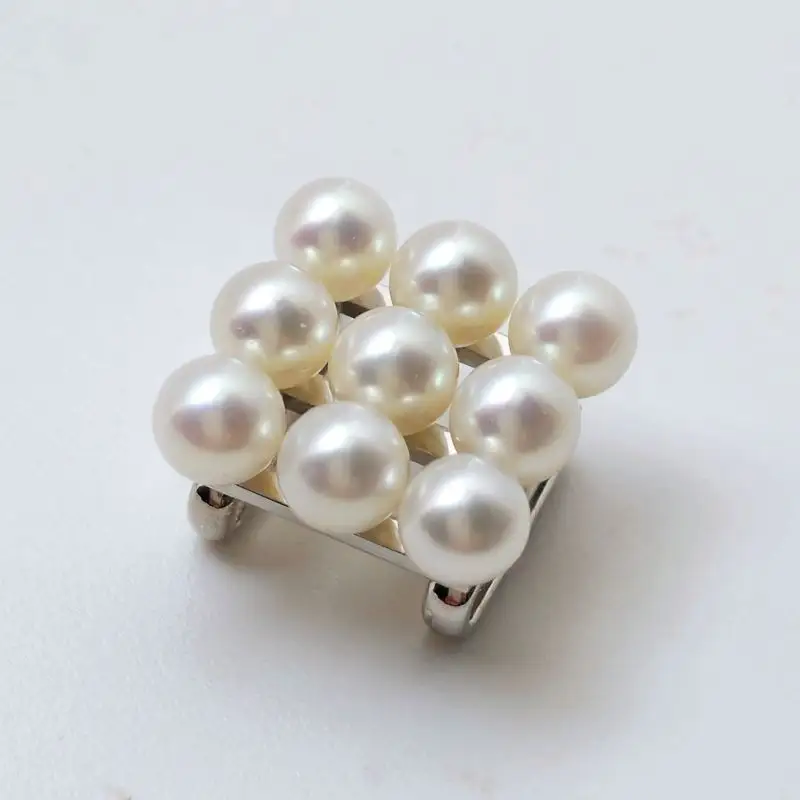 真珠 帯留 パール 5.7mm ～ 5.9mm アクセサリー ジュエリー 和装 和服 着物 お正月 七五三 装飾品 帯 留め 冠婚葬祭 慶事 誕生日 結婚式 記念日 クリスマス お祝い 贈り物 贈答 ギフト プレゼント 三重 伊勢 志摩 / 帯留デビューにおすすめ、ベビーパールのかわいい帯留
