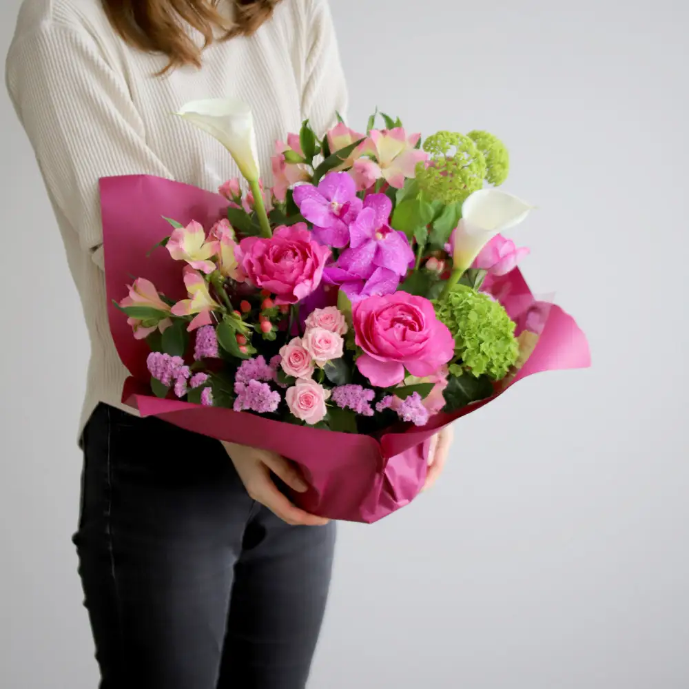 【母の日】華やかに贈るおまかせアレンジメント ※北海道・沖縄・離島への配送不可