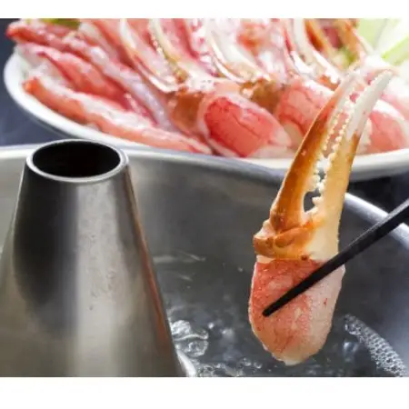 ご家庭で楽しむ 生冷凍 本ズワイガニ爪 1kg×2袋【カット済】【配送不可地域：離島】【1735398】