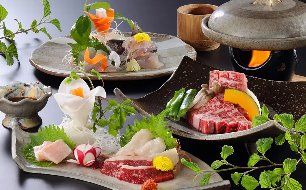 熱塩温泉山形屋 ふるさと納税宿泊券10枚　100,000円分　【07208-0854】