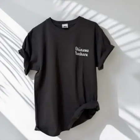 やんばるの自然を纏う オリジナルデザインTシャツ(ブラック/Lサイズ)【1732933】