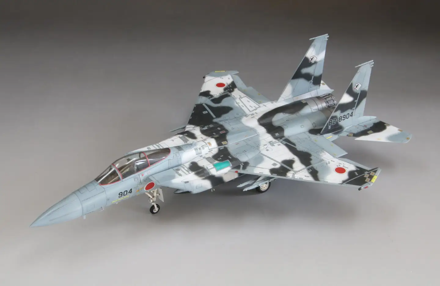 航空自衛隊 F-15J アグレッサー[904号機 ブラック／ホワイト]