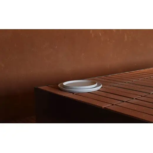 1616/ TY Round Plate 160 & 200 Grey 各2枚セット【1616/arita japan】有田焼 セシリエ・マンツ 北欧 デンマーク 食器 器 うつわ 皿 プレート グレー シンプル シック モダン ギフト A35-707