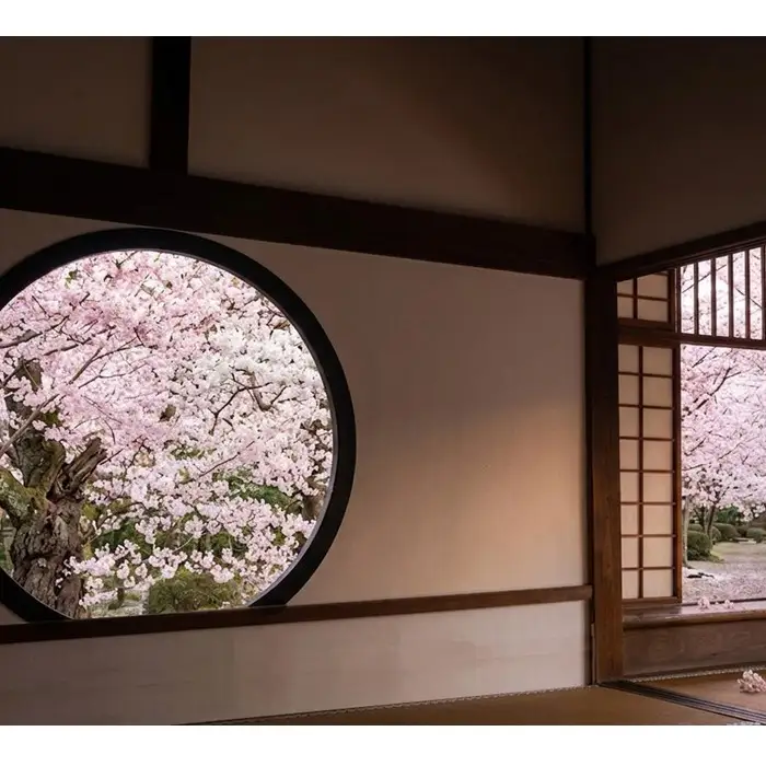 【真和楽器】京都伝統工芸による彩輝光蒔絵ピアノ「春幻」モデル｜京都 伝統技術 ピアノ