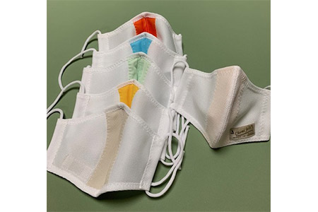 【夏用高通気タイプ】洗えるマスク ４枚セット 表裏抗菌布素材 ハンドメイド多度津製【A-49】