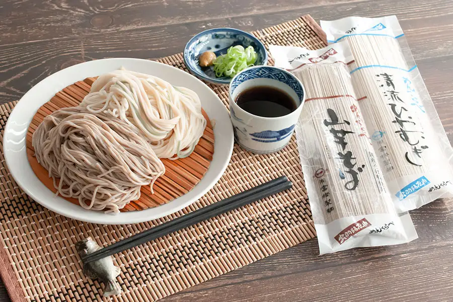 A65-501　昭和４年創業　伝統の技　富樫製麺の『めんくらべつゆ付きセット』