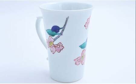 有田焼 マグカップ 山茶花文【赤絵白磁硯処 雪月花】食器 うつわ 器 磁器 陶磁器 コップ カップ マグカップ 花 山茶花 さざんか 椿 つばき 手描き A40-368