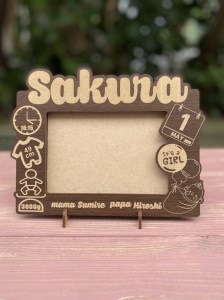 誕生記念名入れオリジナルフォトフレーム